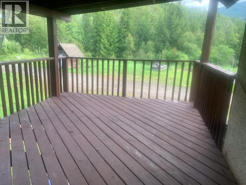 5015 Erie-Ross Spur Road, Salmo