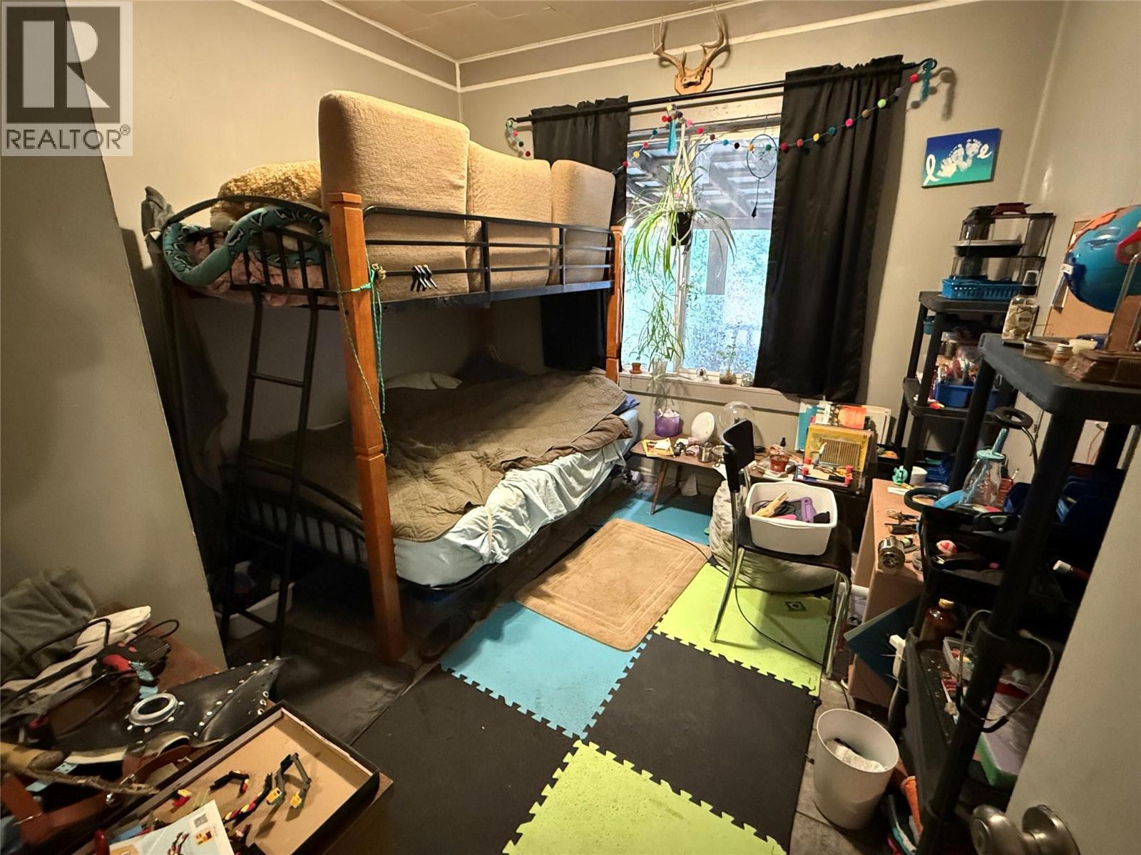 5015 Erie-Ross Spur Road, Salmo