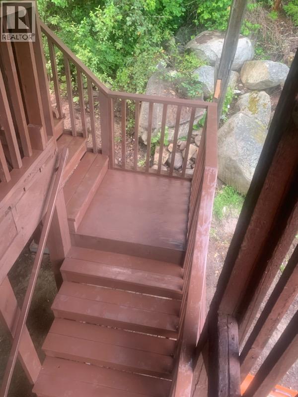 5015 Erie-Ross Spur Road, Salmo