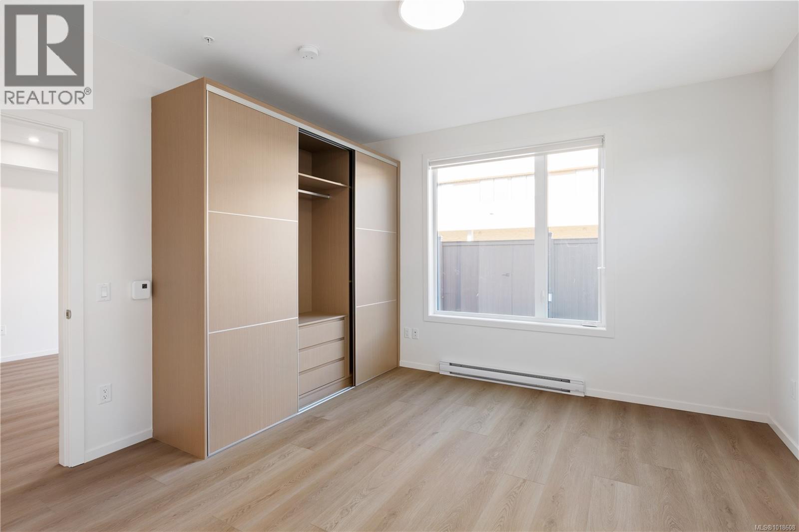 109 2374 Oakville Avenue, Sidney