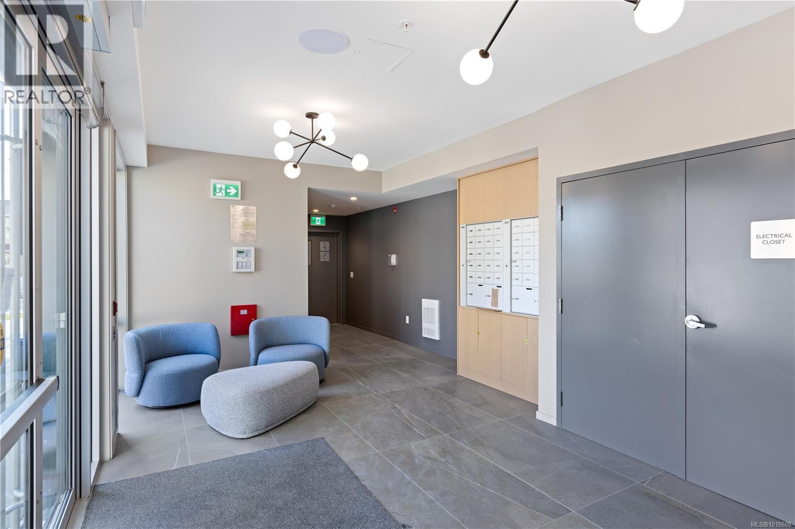 109 2374 Oakville Avenue, Sidney