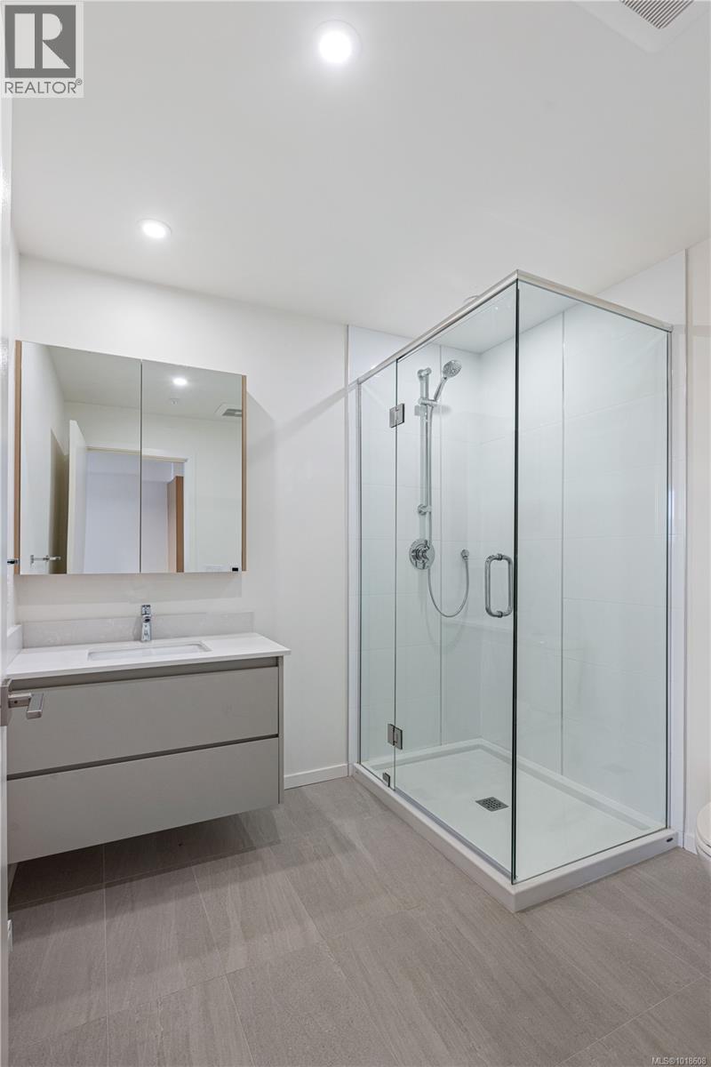 109 2374 Oakville Avenue, Sidney