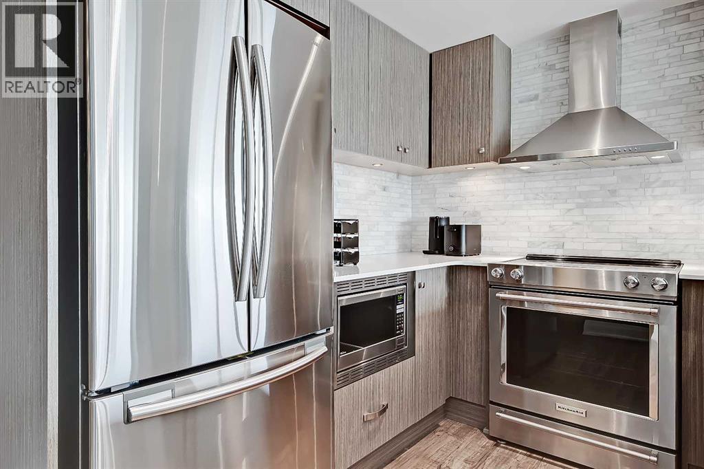 Single Family House for Sale in    Avenue SW Downtown Commercial Core Calgary 