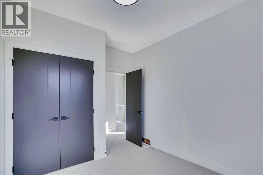 Single Family House for Sale in   Avenue NW Capitol Hill Calgary 