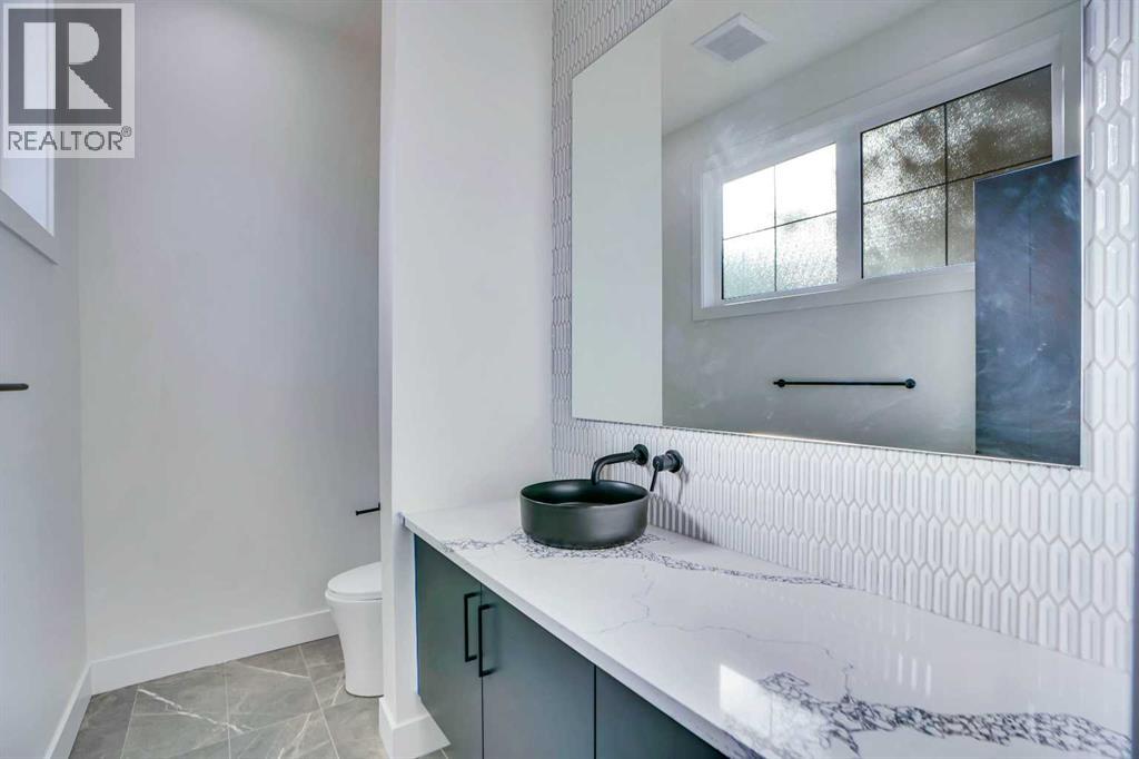 Single Family House for Sale in   Avenue NW Capitol Hill Calgary 