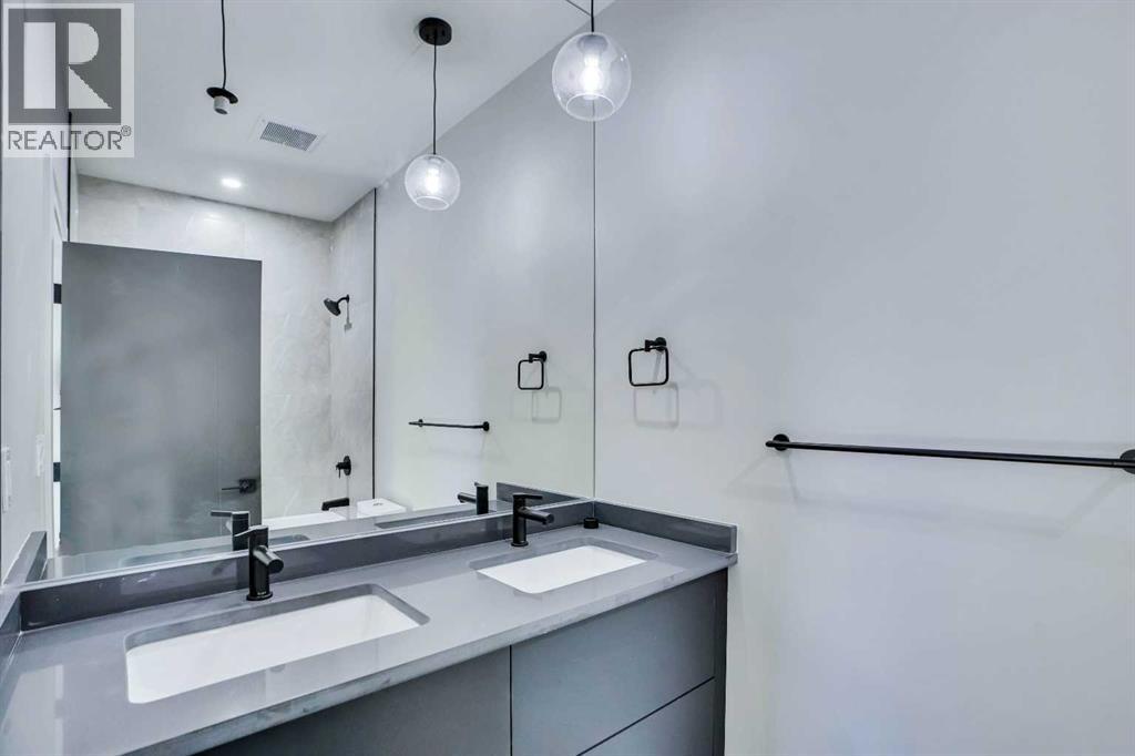 Single Family House for Sale in   Avenue NW Capitol Hill Calgary 