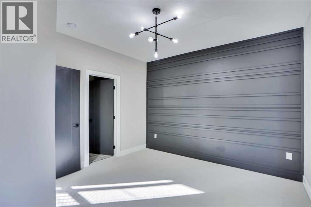 Single Family House for Sale in   Avenue NW Capitol Hill Calgary 