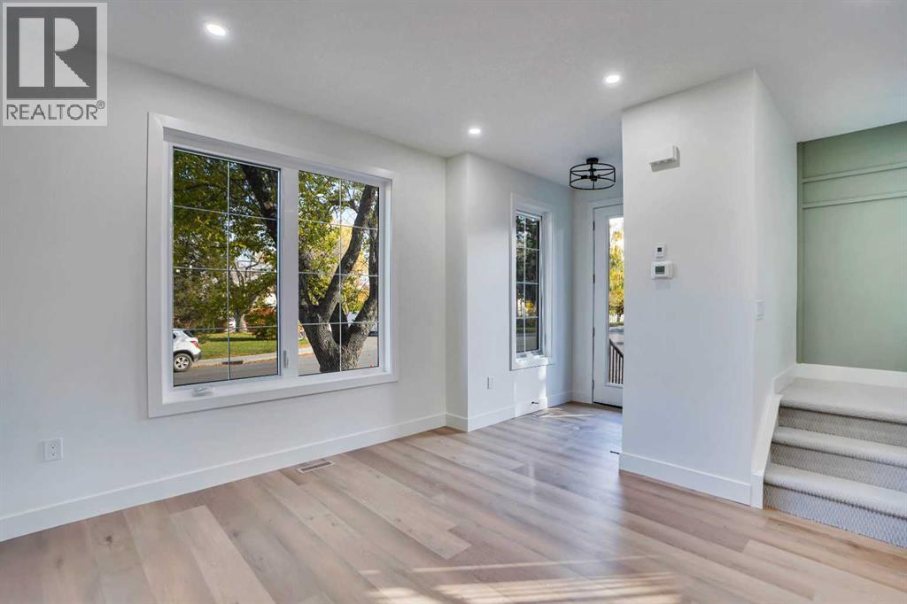 Single Family House for Sale in   Avenue NW Capitol Hill Calgary 