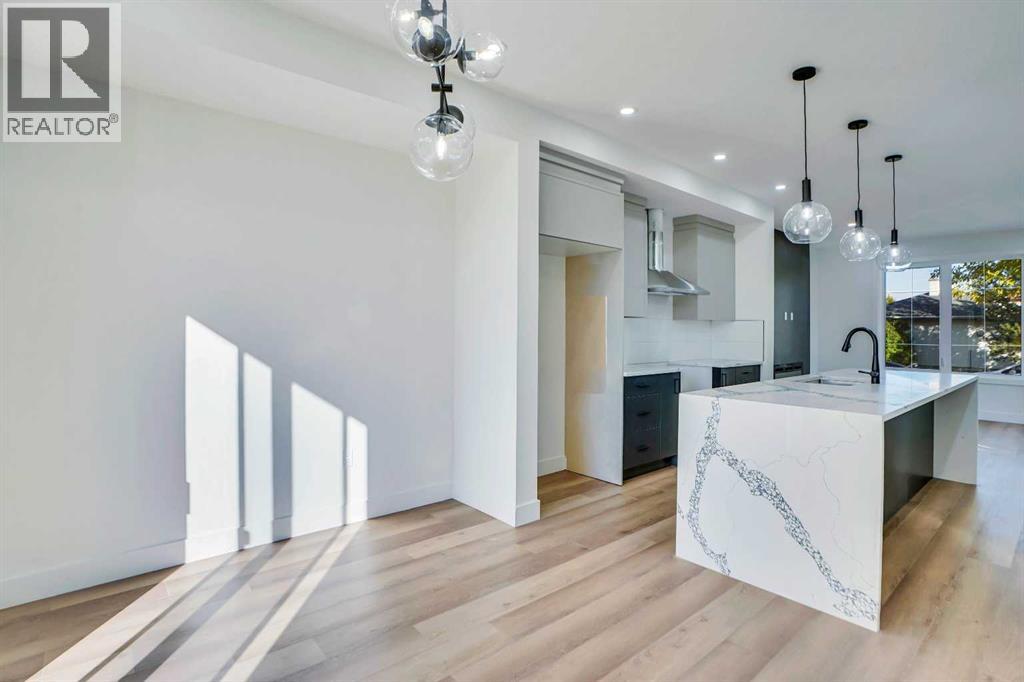 Single Family House for Sale in   Avenue NW Capitol Hill Calgary 