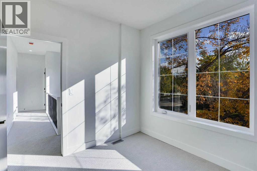 Single Family House for Sale in   Avenue NW Capitol Hill Calgary 