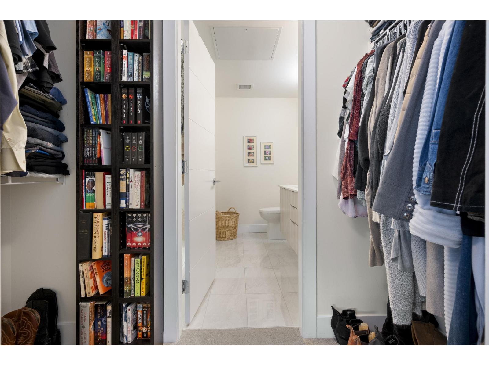 #207-6950 NICHOLSON, Delta