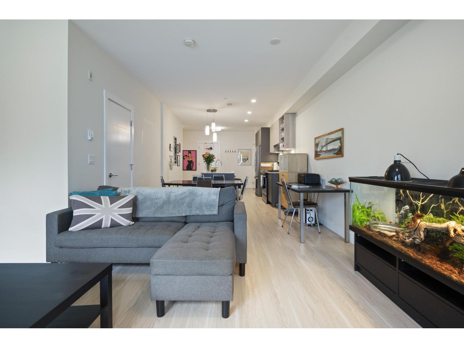 #207-6950 NICHOLSON, Delta