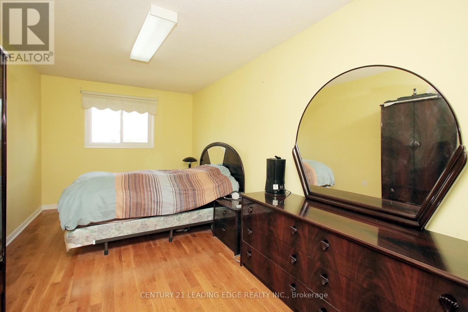 Single Family House for Sale in  NEWBRIDGE CRESCENT Brampton (Westgate) 