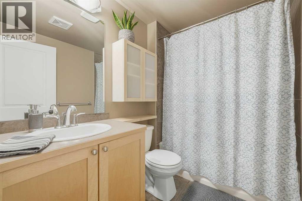 Single Family House for Sale in    Avenue SW Mission Calgary 