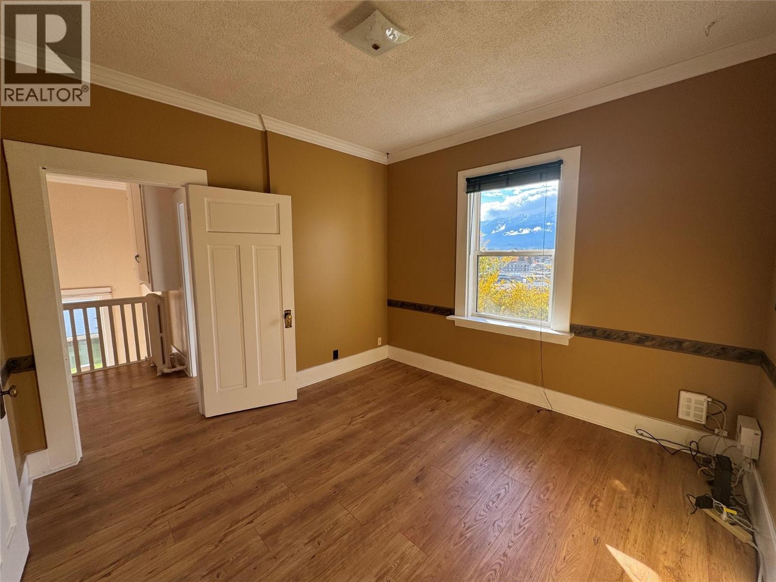 159 Track Street E, Revelstoke