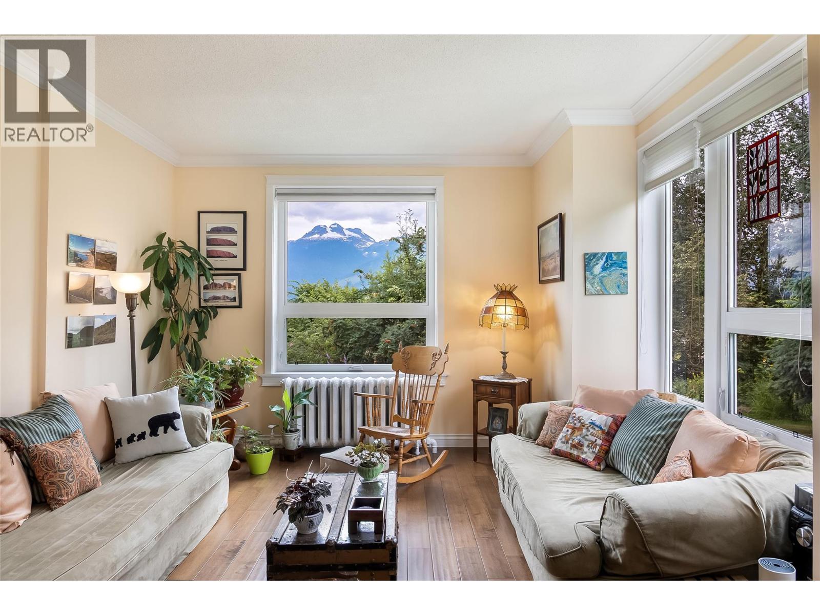 159 Track Street E, Revelstoke