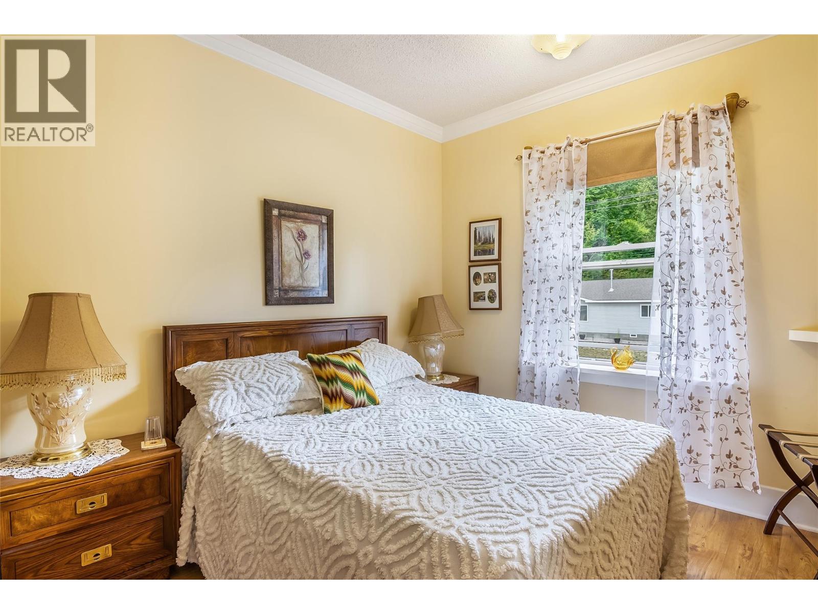 159 Track Street E, Revelstoke