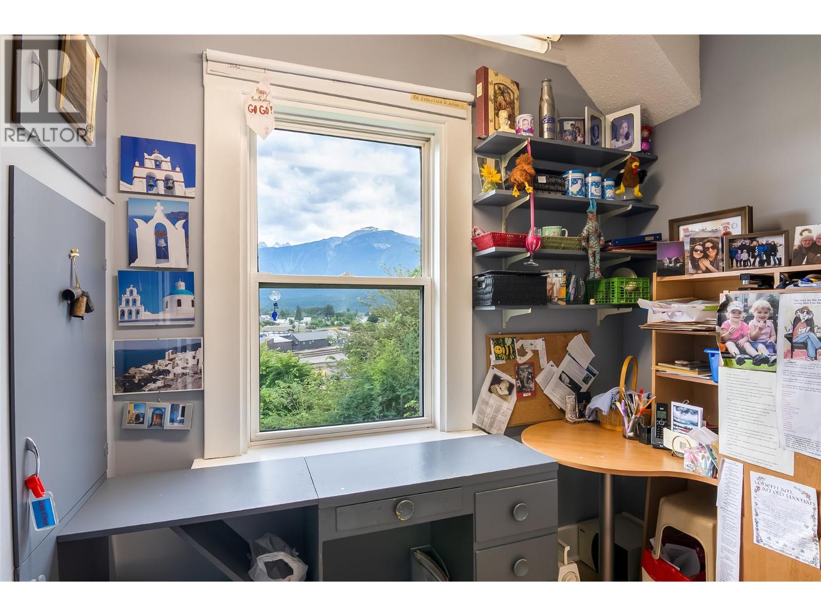 159 Track Street E, Revelstoke