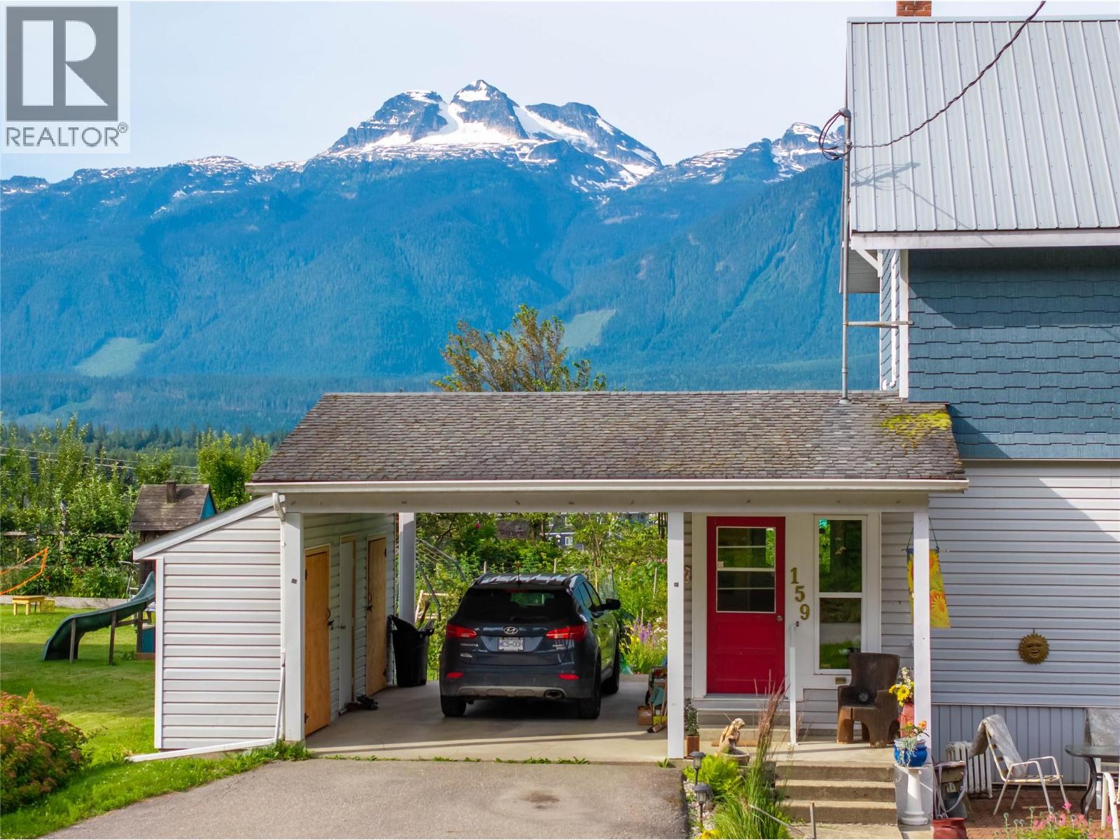 159 Track Street E, Revelstoke