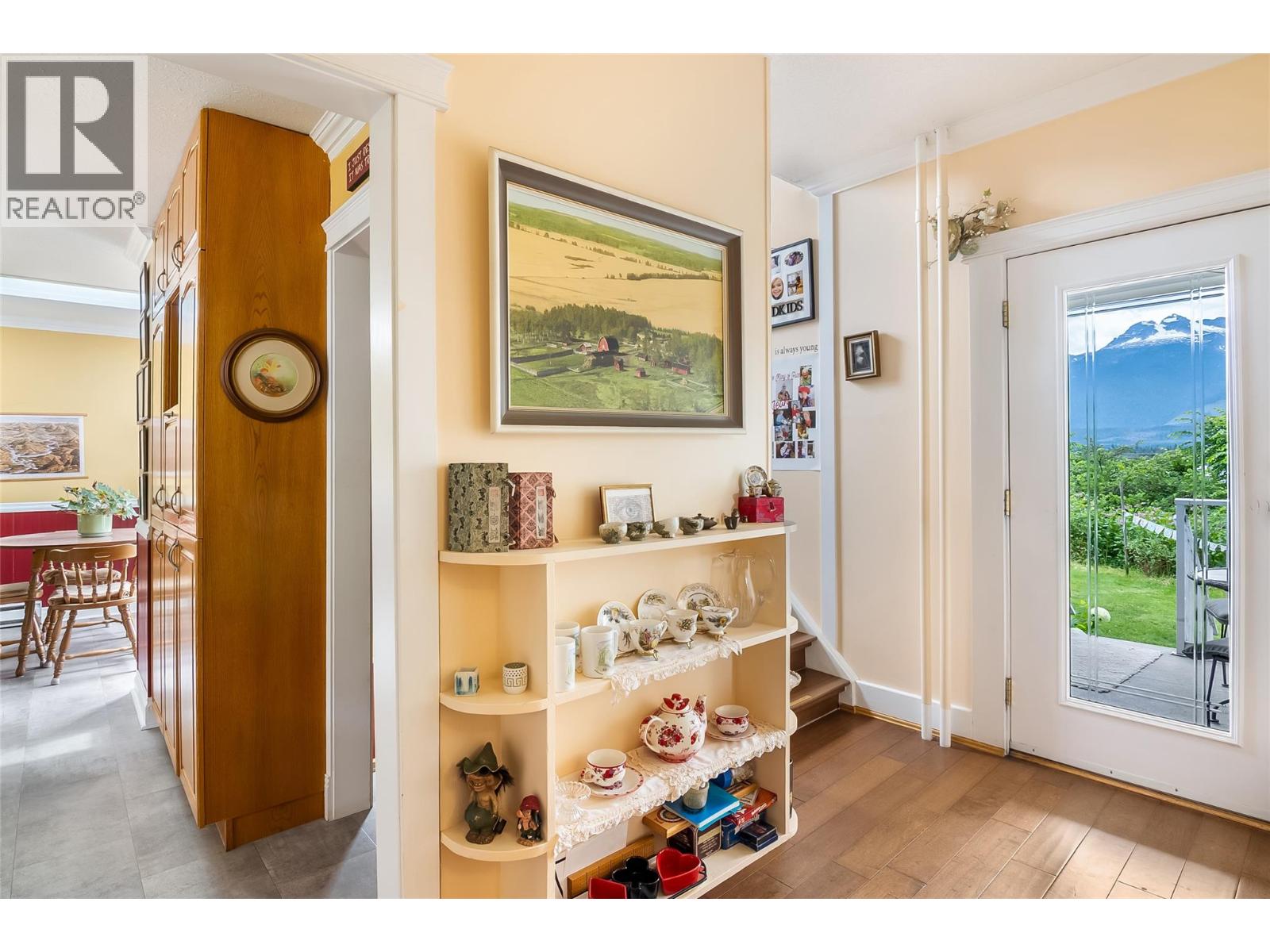 159 Track Street E, Revelstoke