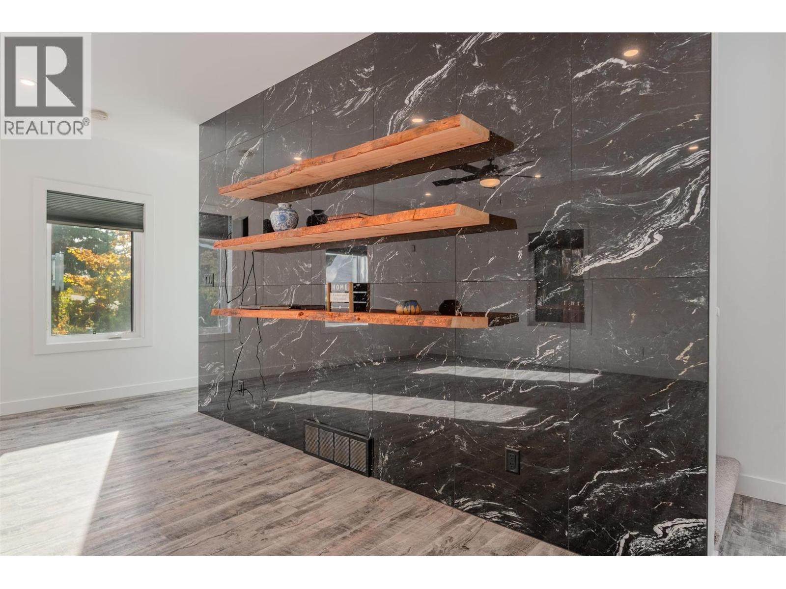 2690 Monte Christo Street, Rossland