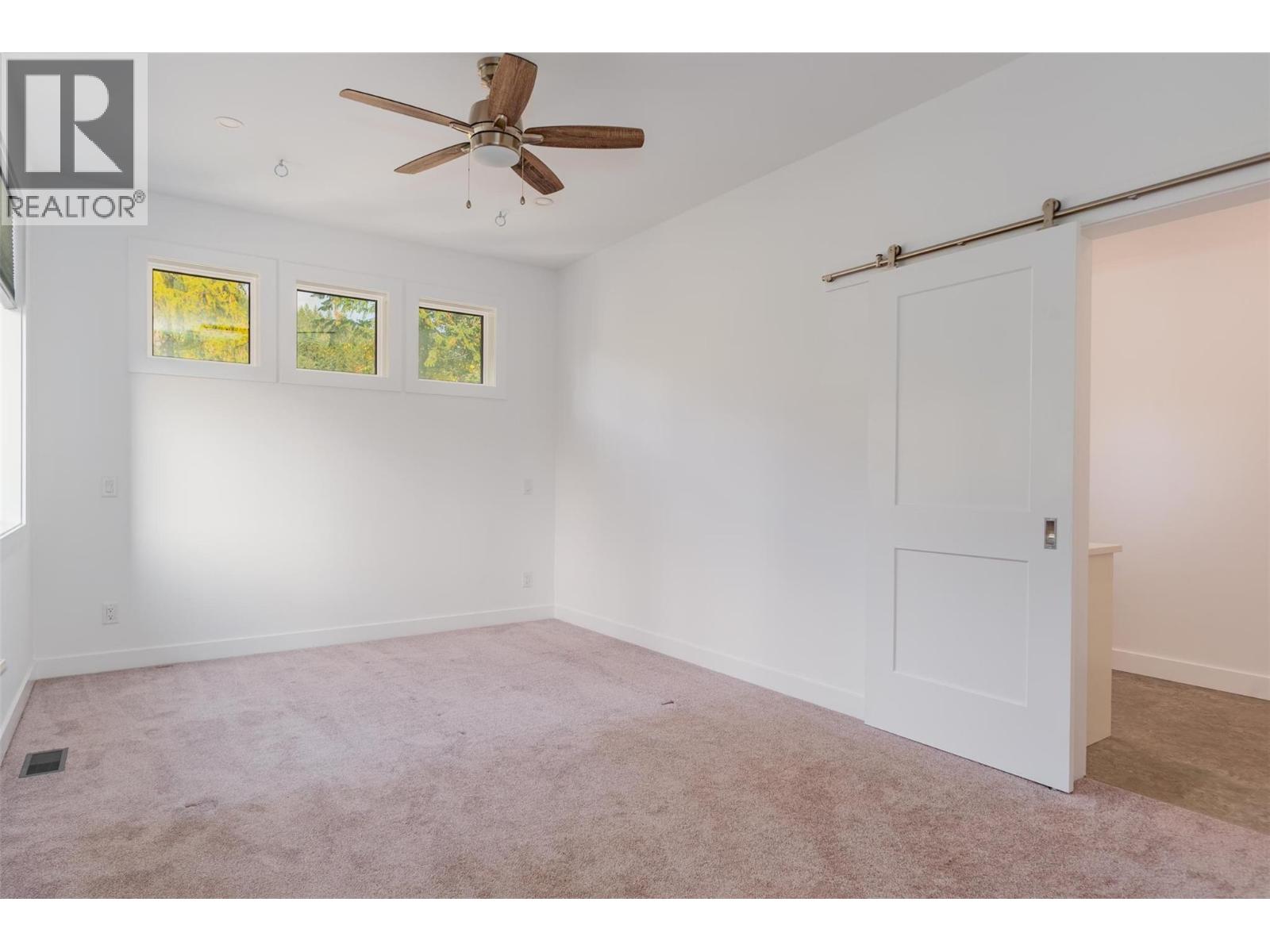 2690 Monte Christo Street, Rossland