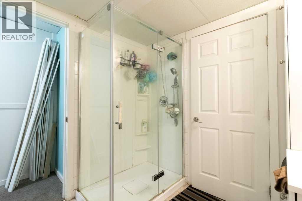 Single Family House for Sale in  Whitlock Way NE Whitehorn Calgary 