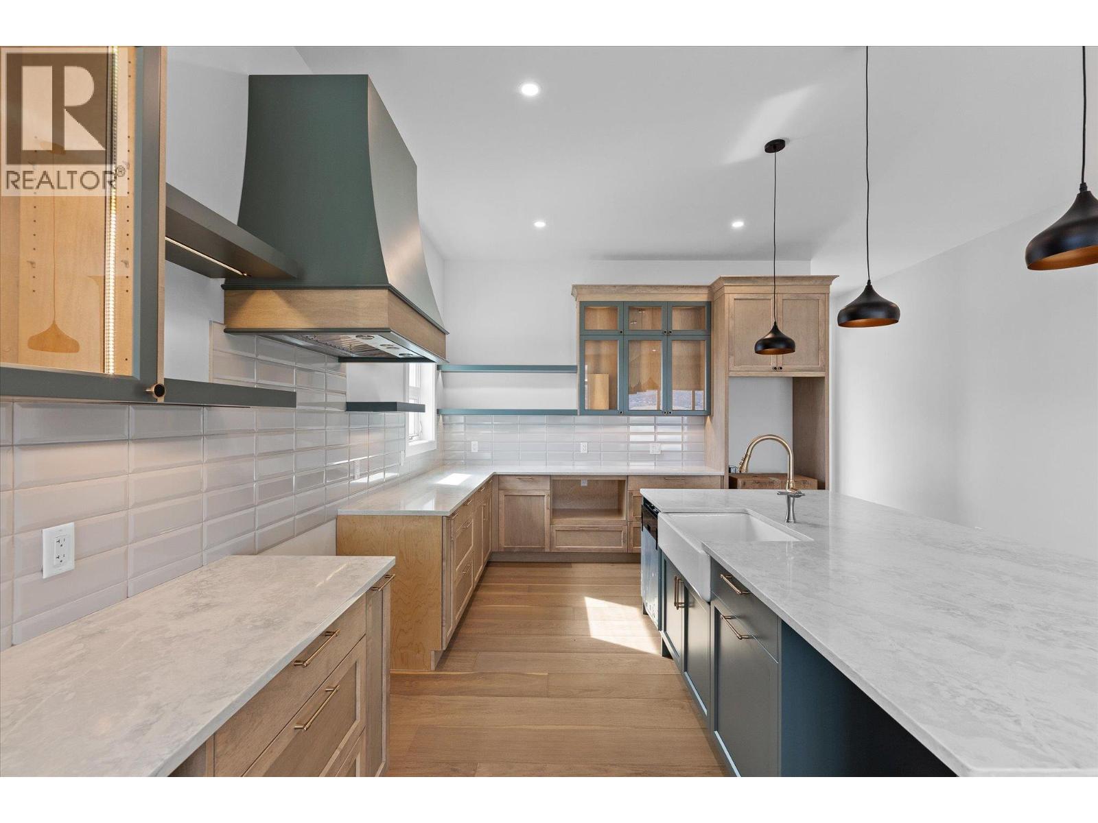 167 HELDON COURT - 19