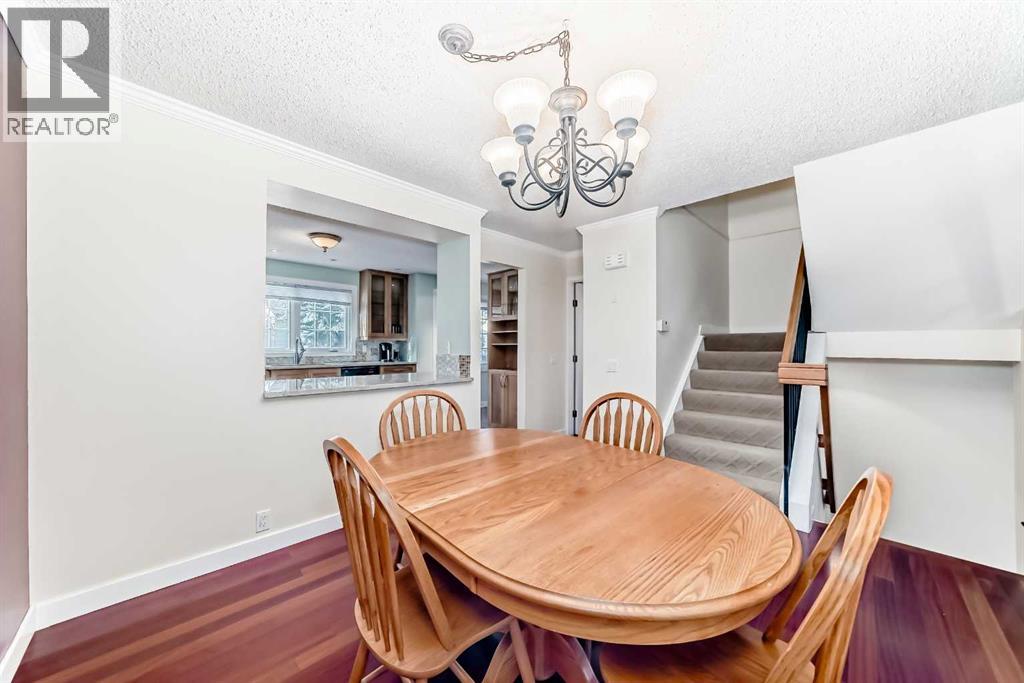 Single Family House 4 Level for Sale in  Point Mckay Gardens NW Point McKay Calgary 