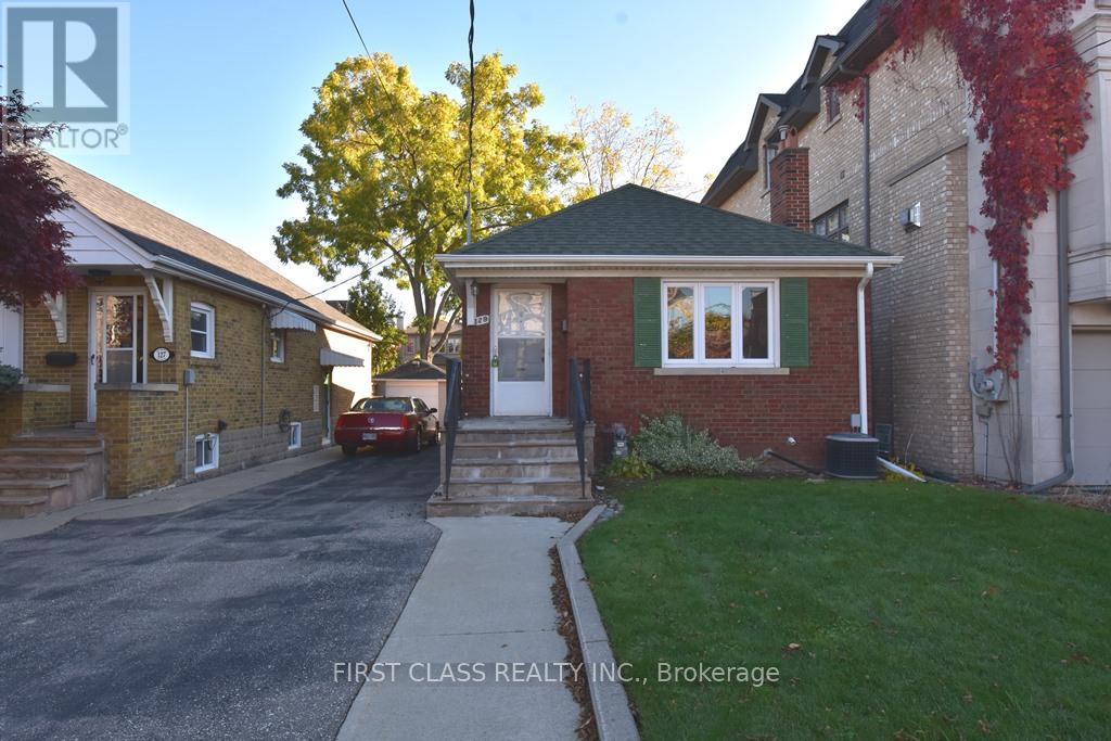 Listing photo of 129 FELBRIGG AVENUE