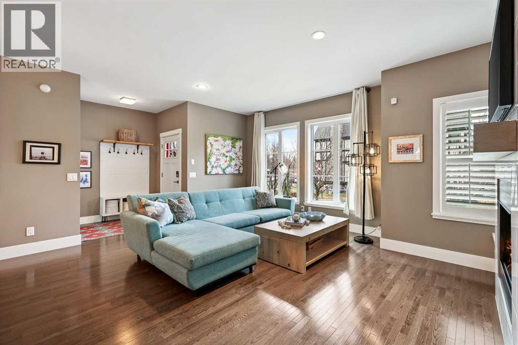 Single Family House for Sale in  BenySurMer Road SW Currie Barracks Calgary 