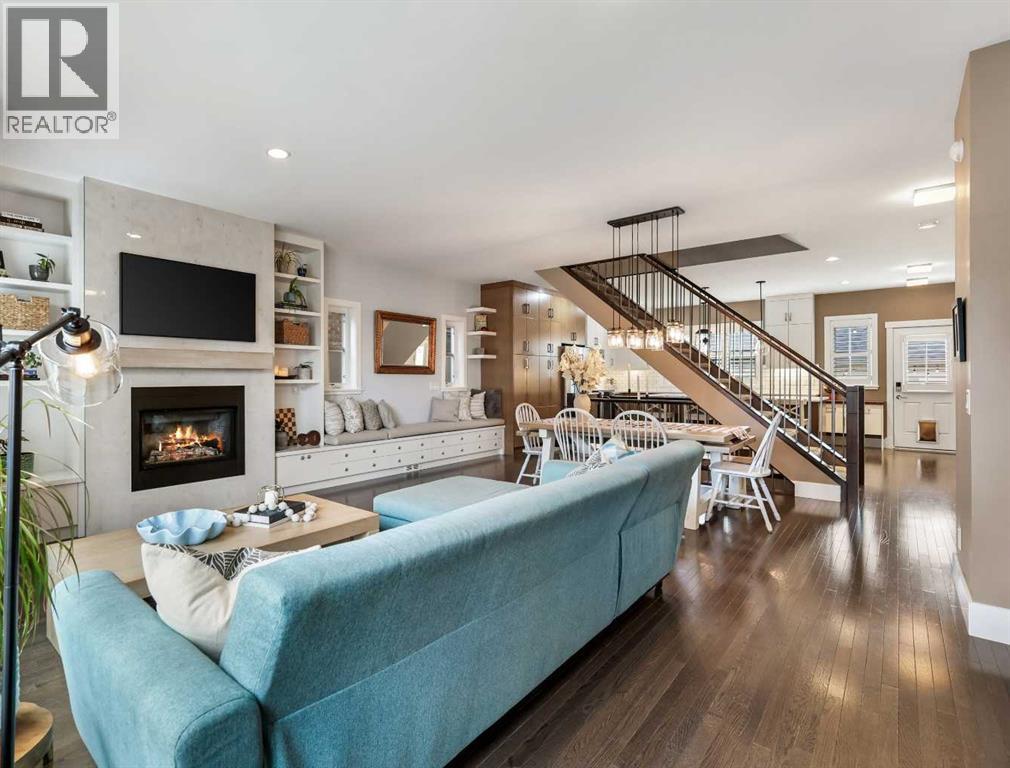 Single Family House for Sale in  BenySurMer Road SW Currie Barracks Calgary 