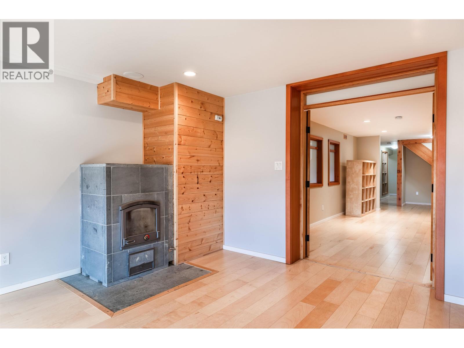 1325 CHIMNEY VALLEY ROAD - 23