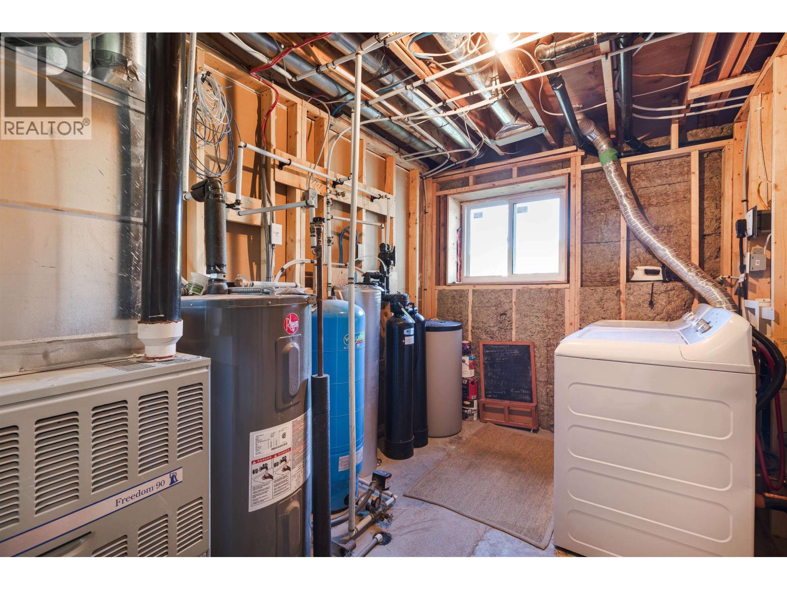 1325 CHIMNEY VALLEY ROAD - 34