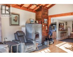 Primary Bedroom - 1325 Chimney Valley Road, Williams Lake, BC V2G4W7 Photo 7