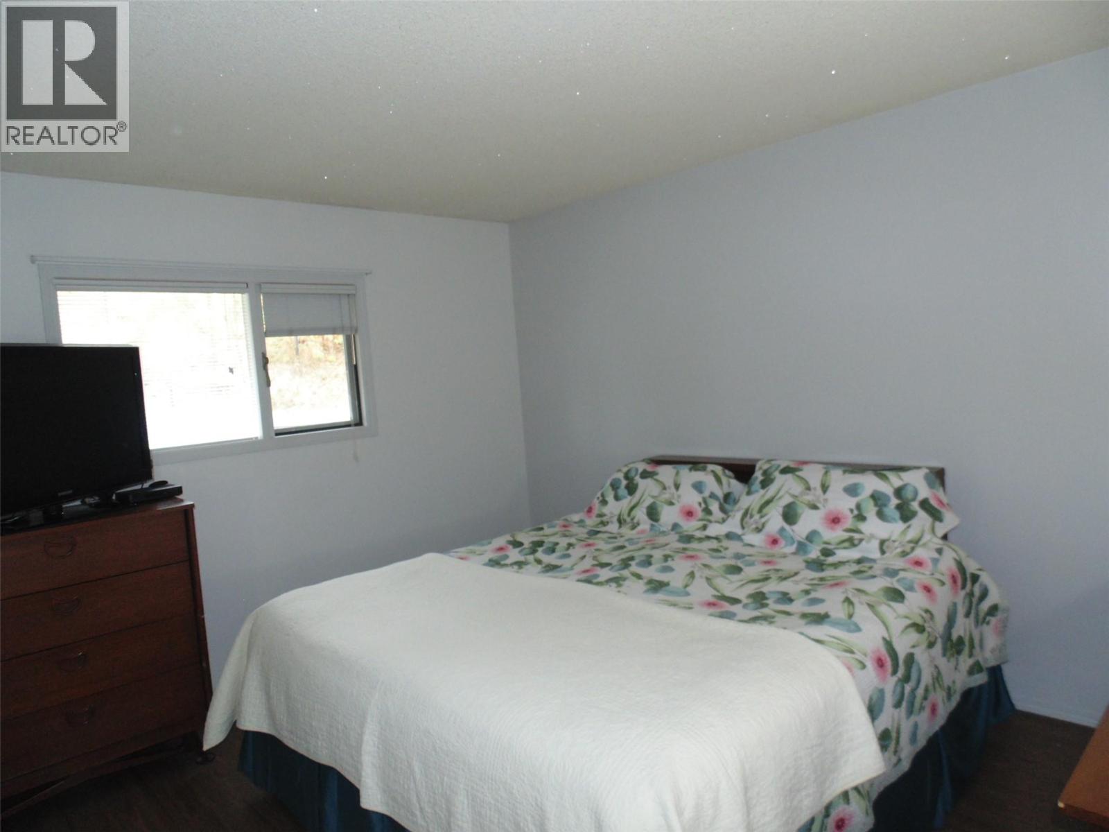 3304 8TH Avenue, Castlegar