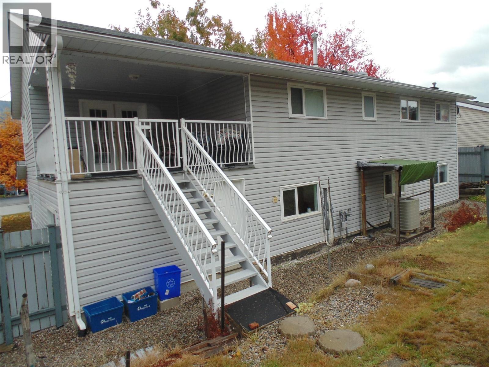 3304 8TH Avenue, Castlegar