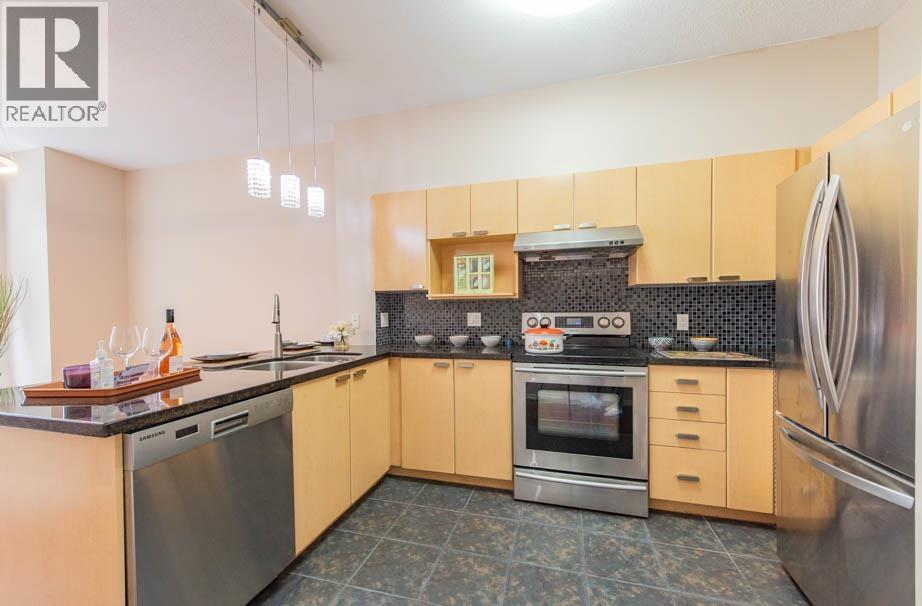 #2-6588 BARNARD Drive, Richmond