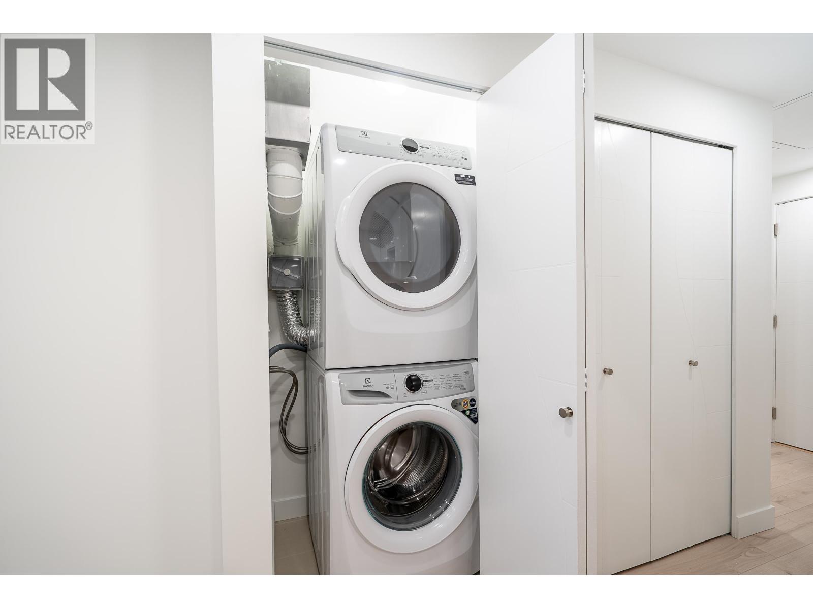 #205-8428 PARK Road, Richmond