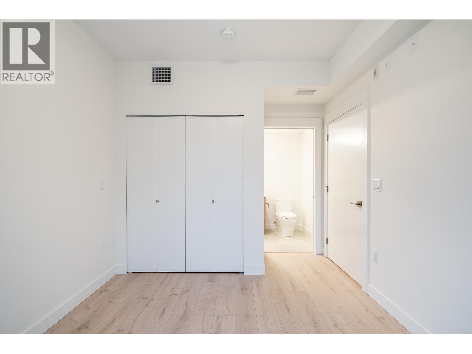 #206-8428 PARK Road, Richmond