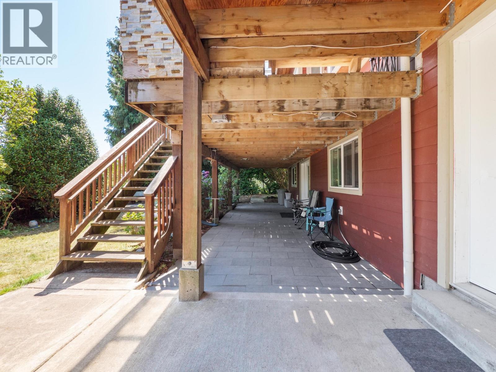 430 ALDERSPRINGS ROAD, Gibsons