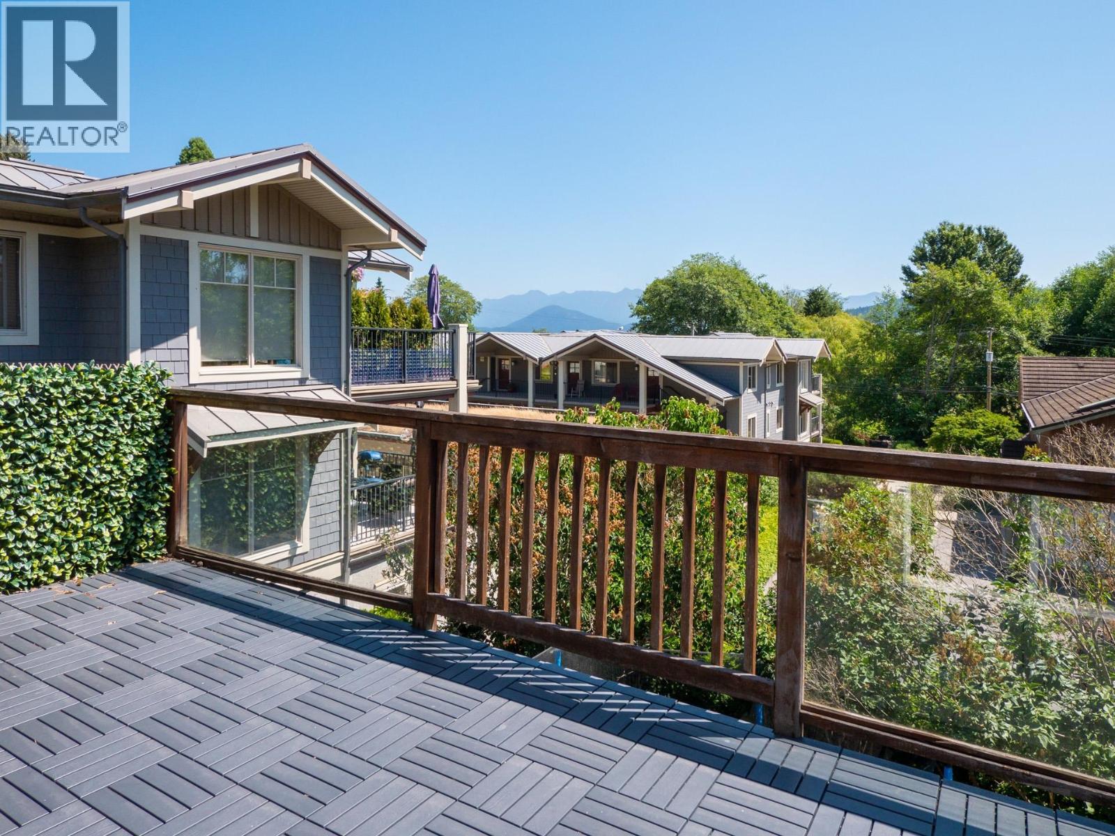 430 ALDERSPRINGS ROAD, Gibsons