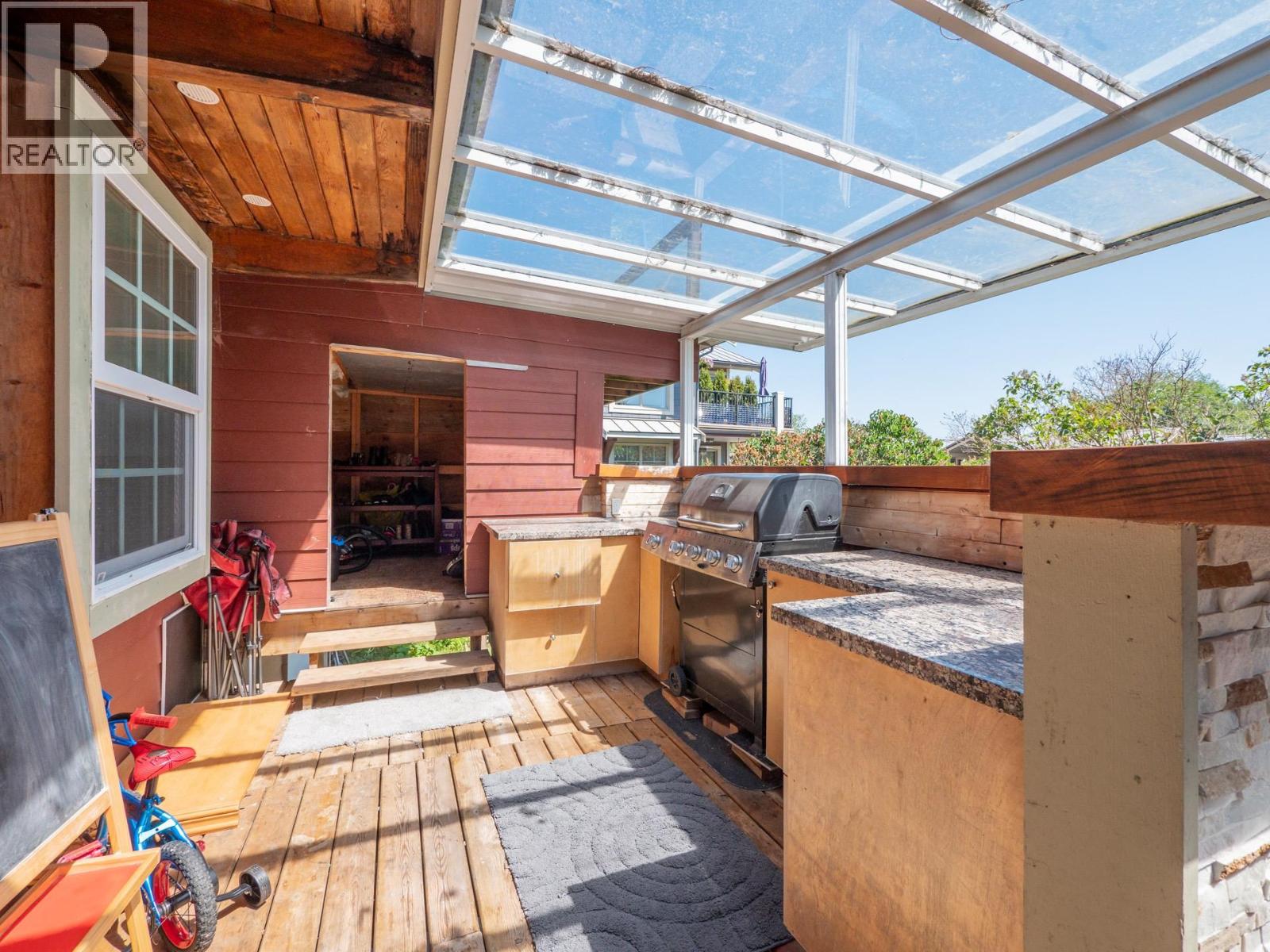 430 ALDERSPRINGS ROAD, Gibsons