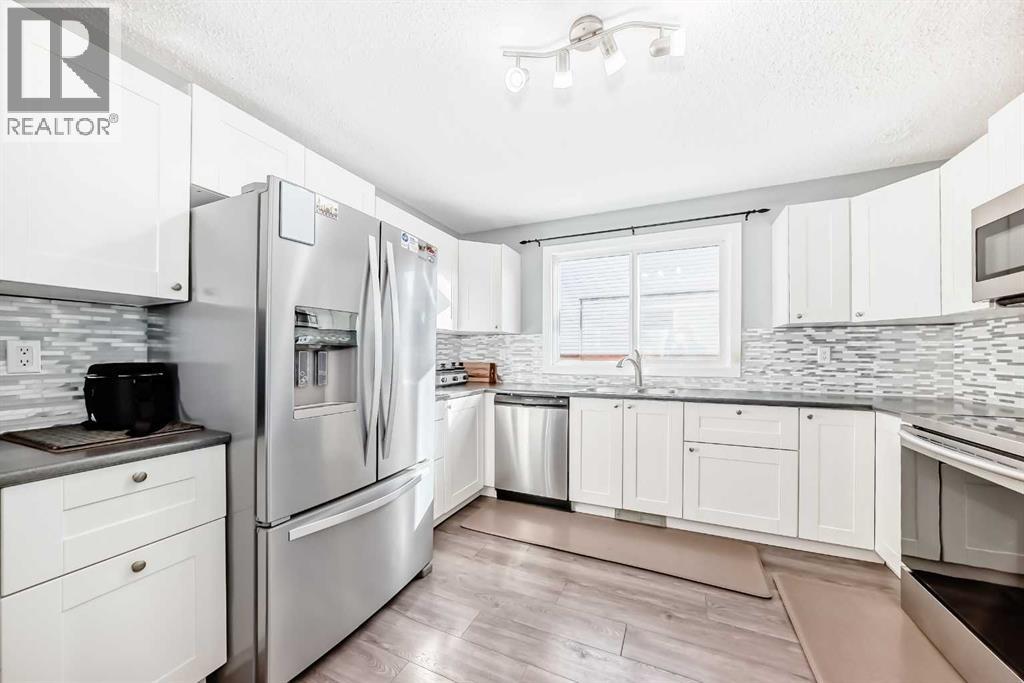 Single Family House for Sale in    Street NE Pineridge Calgary 