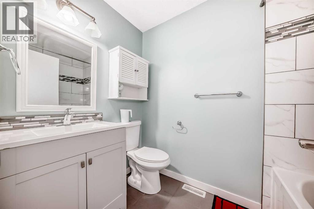 Single Family House for Sale in    Street NE Pineridge Calgary 