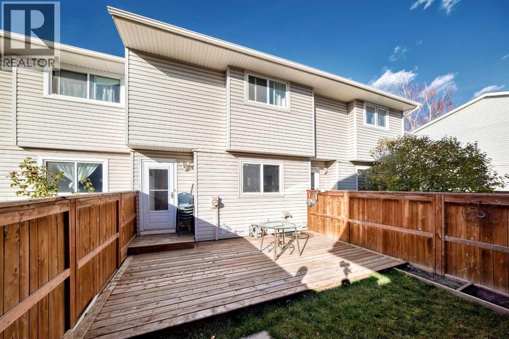 Single Family House for Sale in    Street NE Pineridge Calgary 