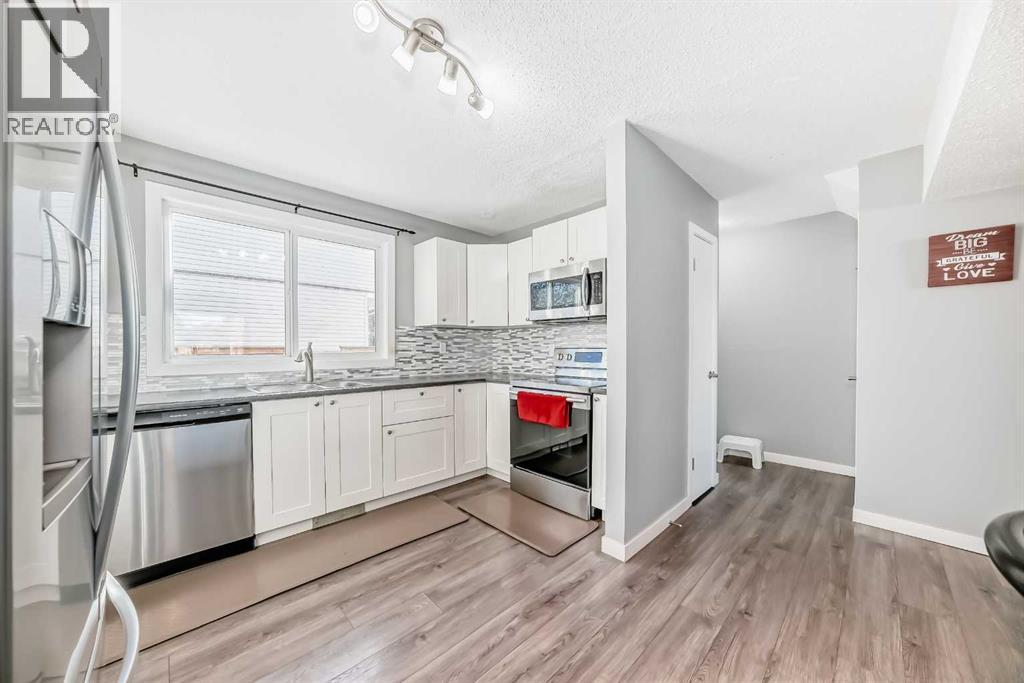 Single Family House for Sale in    Street NE Pineridge Calgary 