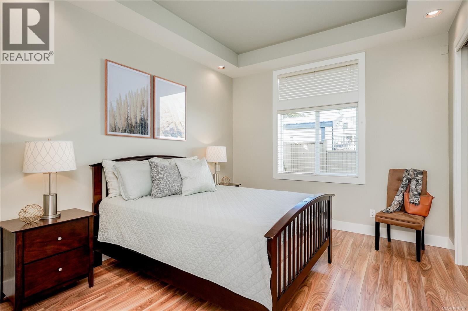 #134 3640 PROPELLER PL - 12