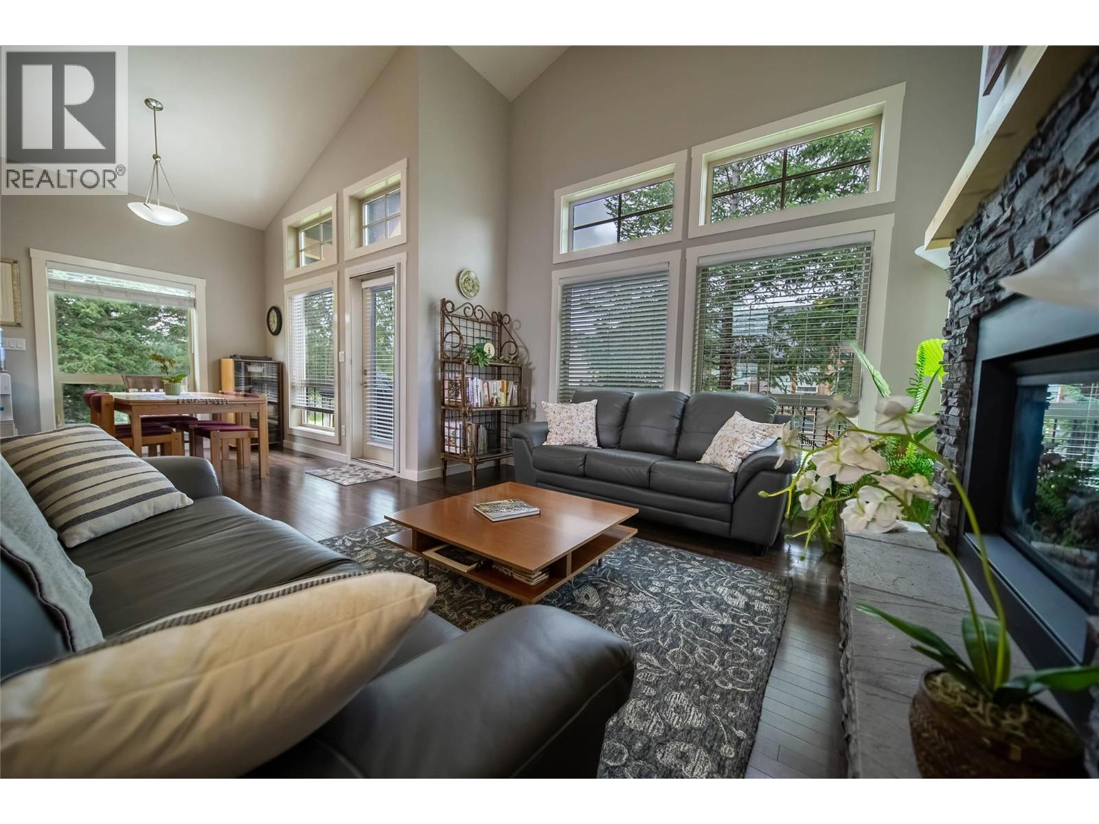 233 BOULDER  NW Creek, Cranbrook