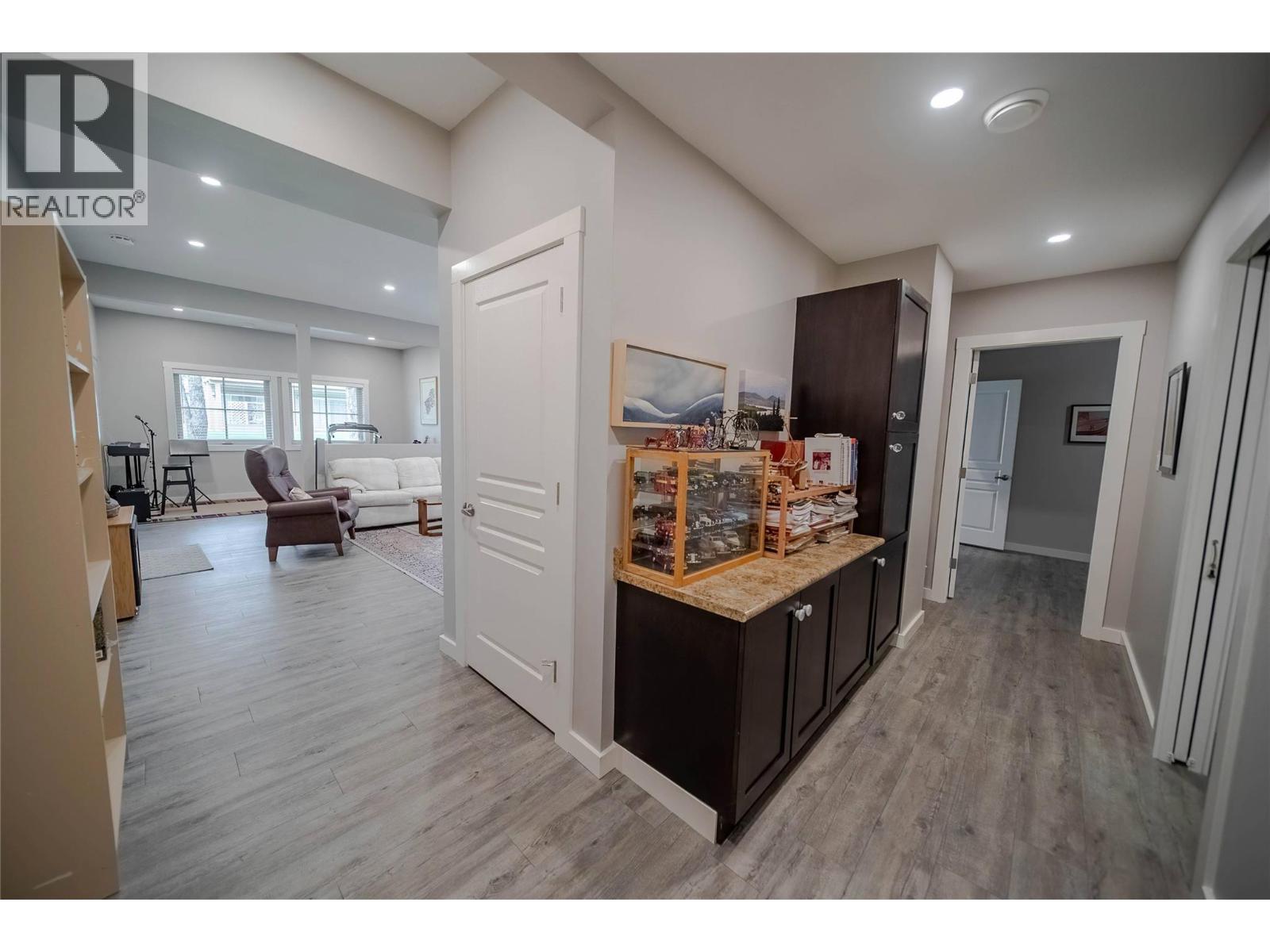 233 BOULDER  NW Creek, Cranbrook